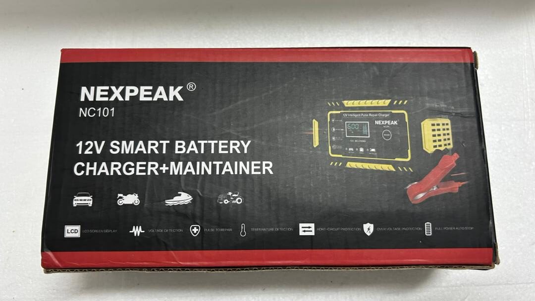 Nexpeak intelligent pulse repair battery charger 12V
